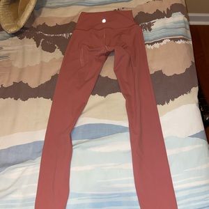 LULULEMON WUNDER UNDER SIZE 2